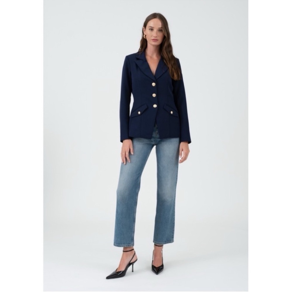 NWT Navy Blue Notched Lapel Tailored Blazer with Gold Buttons - Size Medium - Picture 3 of 10